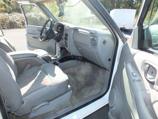2003 *Chevrolet* *S-10* *4X4 3RD DOOR.* Sandalwood for sale in Lafayette, OR – photo 13