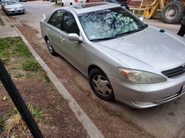 Toyota Camry Le with sunroof for sale in Chicago, IL – photo 8