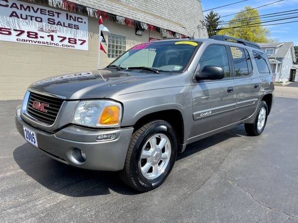 2005 GMC Envoy XL SLE 4WD 4dr SUV - - by dealer for sale in Depew, NY – photo 2