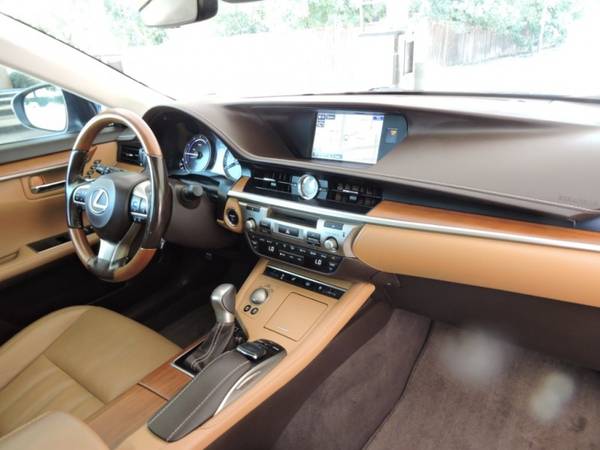 2016 Lexus ES 300h 4dr Sdn Hybrid with Chrome Side Windows Trim for sale in Grand Prairie, TX – photo 24