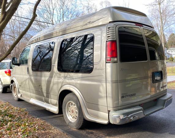 2000 Chevy Express for sale in North Haven, CT – photo 4