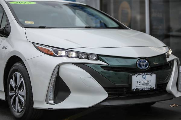 2017 TOYOTA PRIUS PRIME - - by dealer - vehicle for sale in Smithfield, RI – photo 11