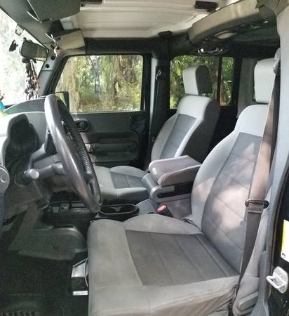 08 Jeep Wrangler Unlimited X 4WD OBO for sale in Gainesville, FL – photo 3