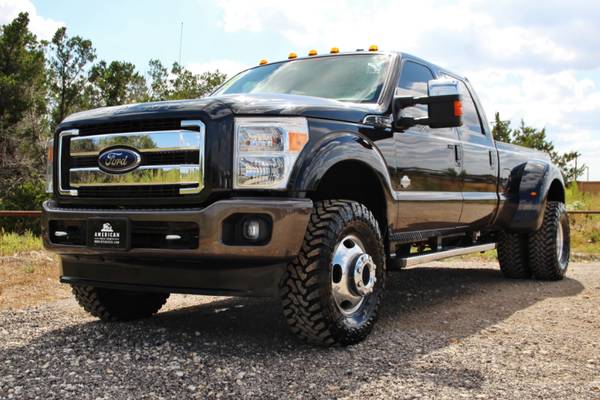 2015 FORD F350 KING RANCH 4X4 - BLK ON BLK - NAV ROOF- NEW 35" TOYO MT for sale in Leander, AR – photo 2