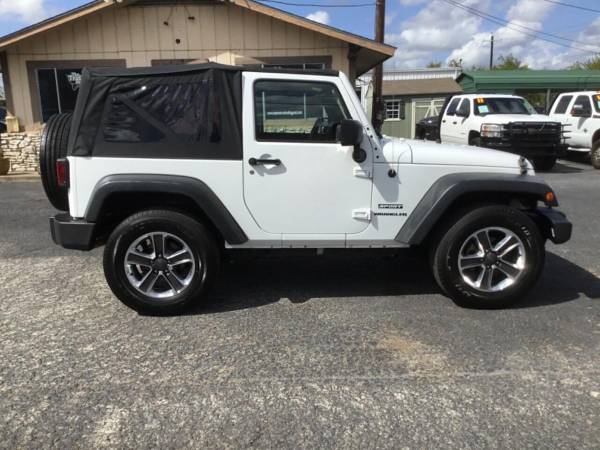2013 Jeep Wrangler Sport 4x4 2dr SUV FINANCING/ WARRANTY OPTIONS... for sale in San Marcos, TX – photo 2