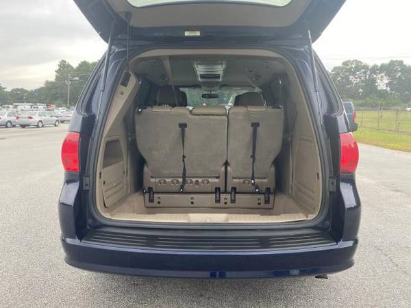 2012 Volkswagen Routan SE - cars & trucks - by dealer - vehicle... for sale in Raleigh, NC – photo 14
