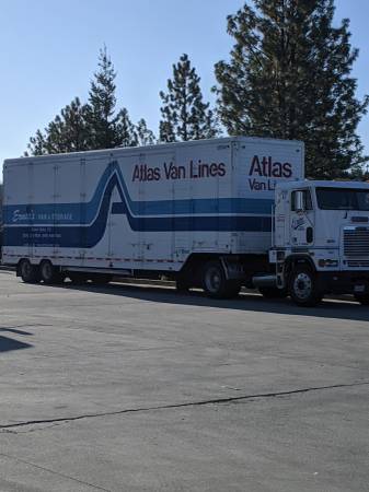 Box truck & Semi with Trailer for sale in Cedar Ridge, CA – photo 2