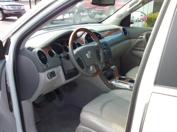 2012 Buick Enclave CXL - cars & trucks - by dealer - vehicle... for sale in Jonesboro, AR – photo 5