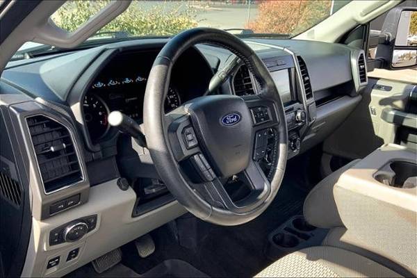 2019 Ford F-150 4x4 F150 Truck XLT 4WD SuperCrew 5.5 Box Crew Cab -... for sale in Bend, OR – photo 13
