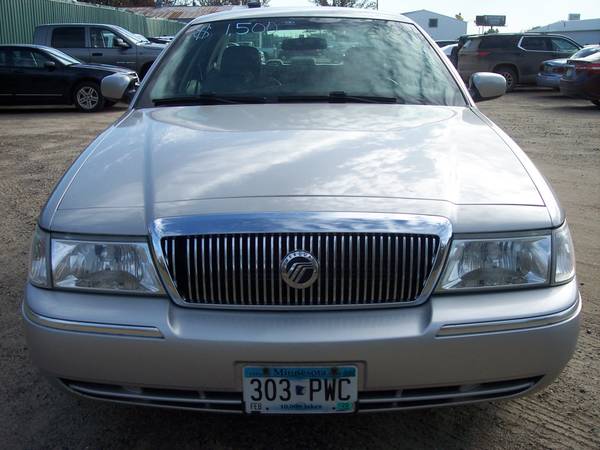 2004 MERCURY GRAND MARQUIS GS RUNS-DRIVES EXCELLENT for sale in Little Falls, MN – photo 3