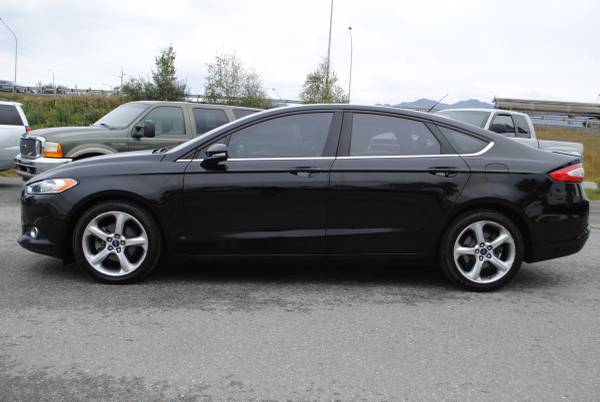 2016 Ford Fusion SE, Extra Clean!!! - cars & trucks - by dealer -... for sale in Anchorage, AK – photo 2
