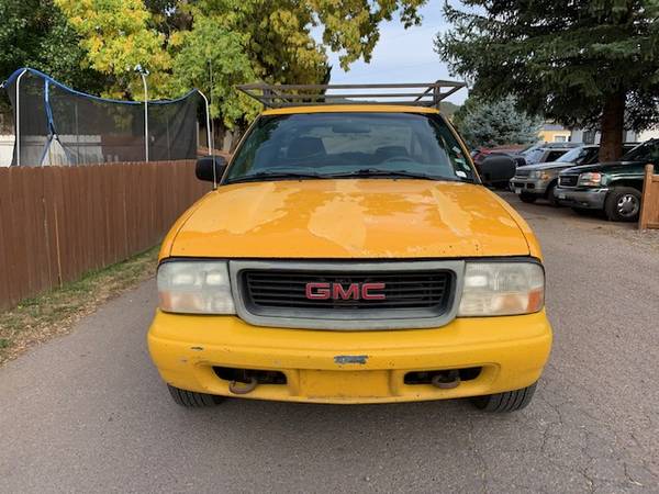 PRICE DROP 2002 GMC Sonoma extended cab w/ ladder rack and toolbox for sale in Glenwood Springs, CO – photo 2