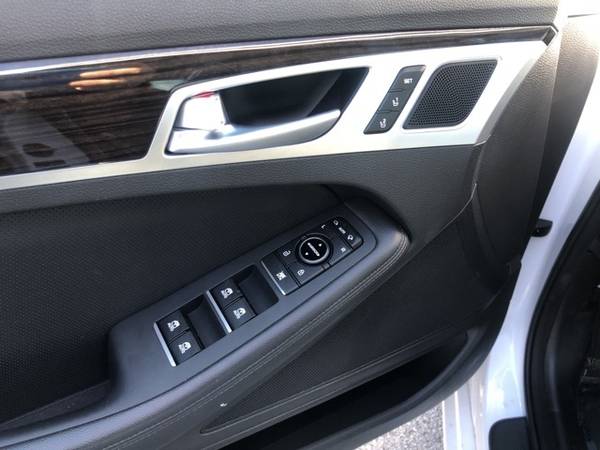 2018 Genesis G80 3.8 sedan Casablanca White for sale in Fayetteville, AR – photo 12