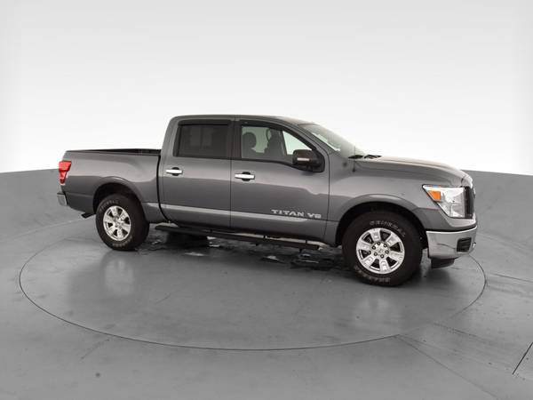 2019 Nissan Titan Crew Cab SV Pickup 4D 5 1/2 ft pickup Gray -... for sale in Albuquerque, NM – photo 14
