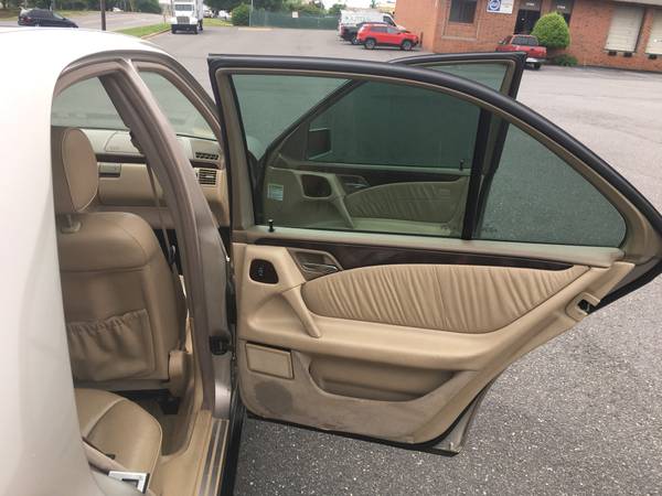 Mercedes Benz E320 for sale in Charlotte, NC – photo 17