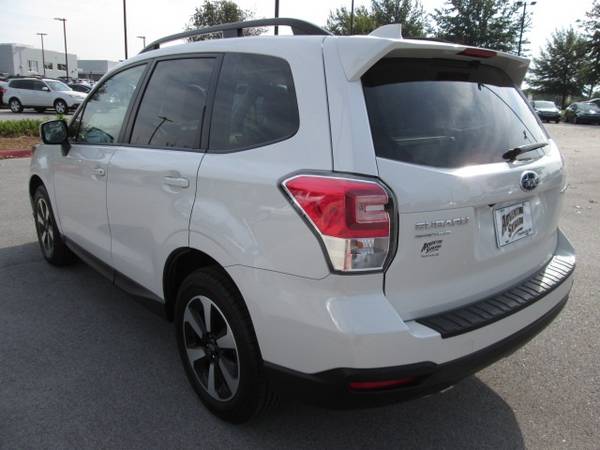 2018 Subaru Forester 2.5i Premium suv Crystal White Pearl for sale in Fayetteville, AR – photo 4