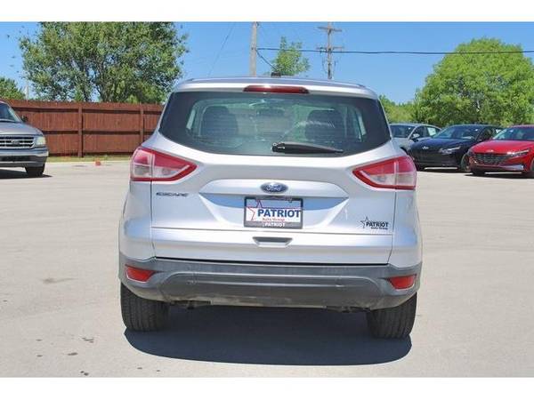 2016 Ford Escape S - SUV - - by dealer - vehicle for sale in Bartlesville, KS – photo 4