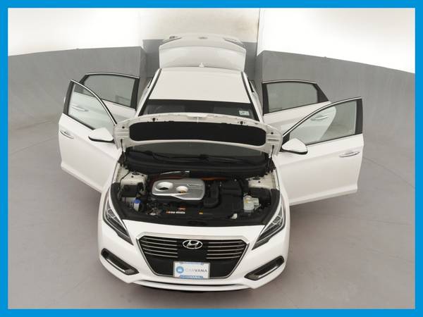 2017 Hyundai Sonata Plugin Hybrid Limited Sedan 4D sedan White for sale in Savannah, GA – photo 22