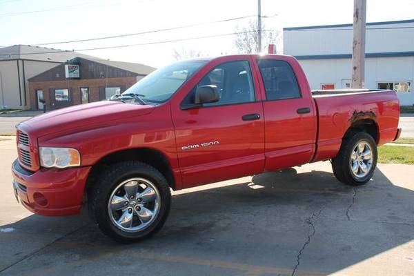 2005 Dodge Ram 1500 Quad Cab - cars & trucks - by dealer - vehicle... for sale in Waterloo, IA – photo 8