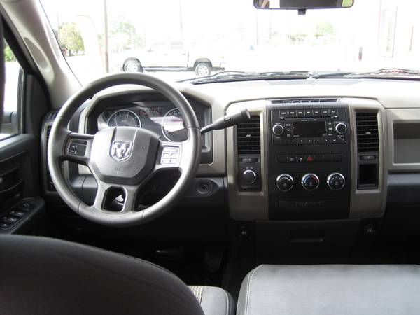 2012 Ram 1500 Crew Cab 4x4 - LOW MILES !!! for sale in New Braunfels, TX – photo 10