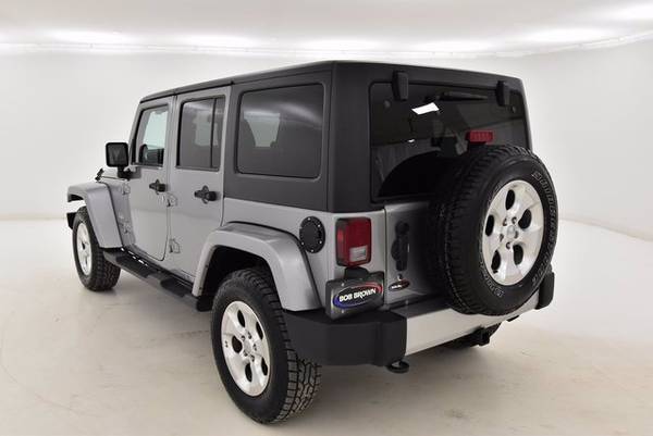 2013 Jeep Wrangler Unlimited Sahara - - by dealer for sale in Des Moines, IA – photo 24