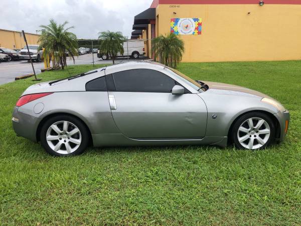 2005 Nissan 350Z Touring Excellent Condition - cars & trucks - by... for sale in Miami, FL – photo 7