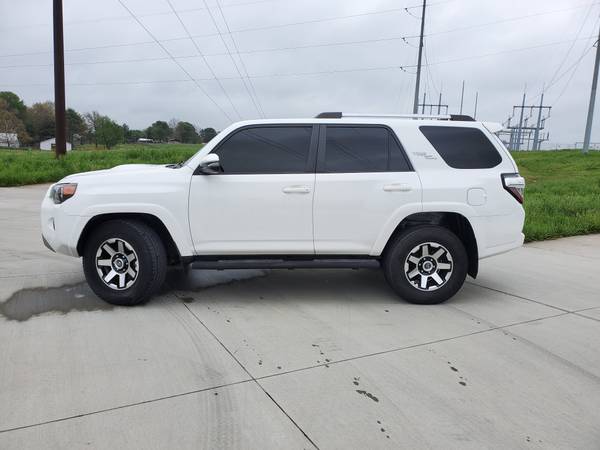 2017 Toyota 4runner - - by dealer - vehicle automotive for sale in Tahlequah, OK – photo 2