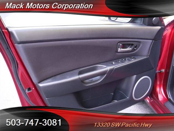 2006 Mazda Mazda3 iTouring 2-Owners **Fresh Service** Low Miles 29MPG for sale in Tigard, OR – photo 20