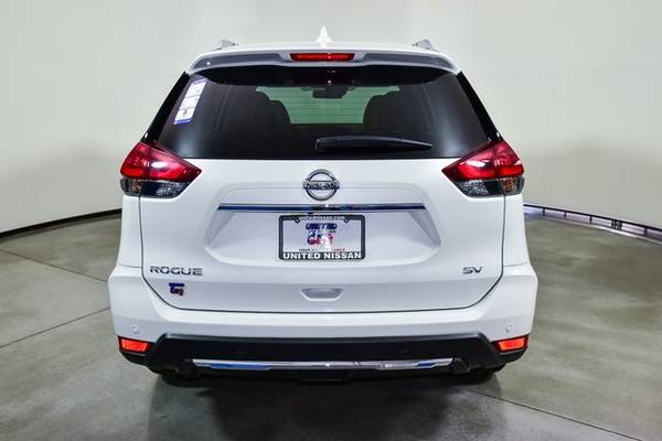 2019 Nissan Rogue SV suv Pearl White for sale in Las Vegas, NV – photo 4