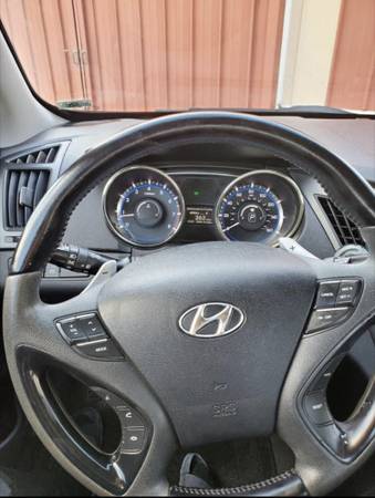 2013 Hyundai Sonata 2.0T - cars & trucks - by owner - vehicle... for sale in Sedalia, MO – photo 3