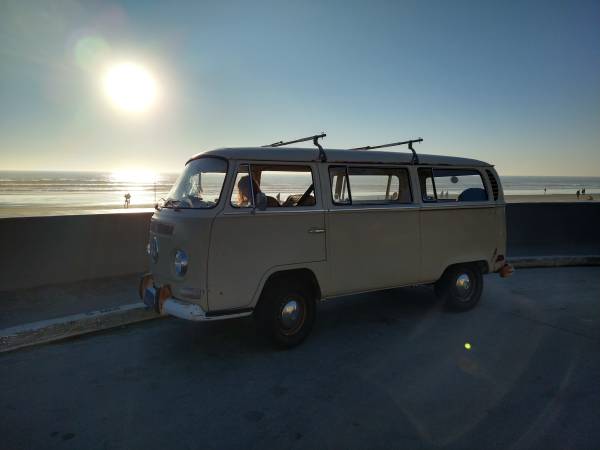 1971 VW bus Classic deluxe - cars & trucks - by owner - vehicle... for sale in Oceanside, CA – photo 5