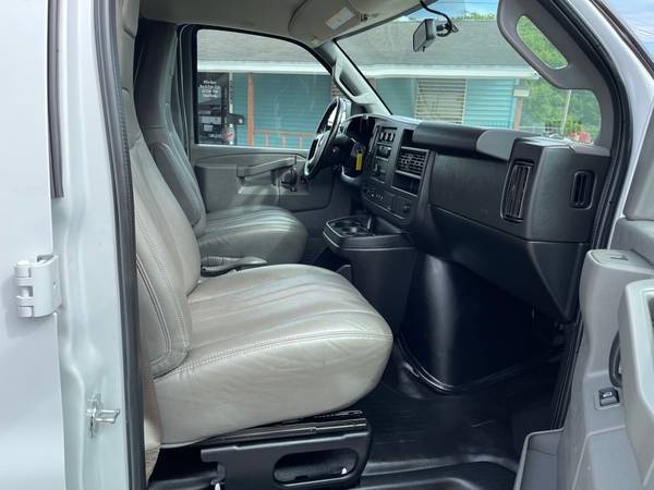 2019 Chevrolet Express Passenger Van! Low Miles! for sale in Corpus Christi, TX – photo 9