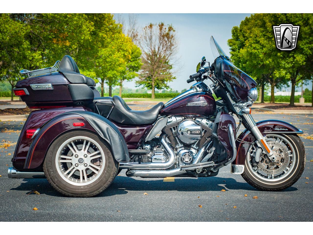 2014 Harley-Davidson FLHTCU for sale in O'Fallon, IL – photo 8