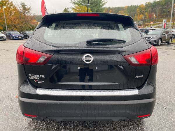 ~~~~~~~ 2018 NISSAN ROGUE SPORT S ~~~~~~~ - cars & trucks - by... for sale in Barre, VT – photo 6