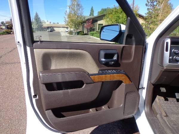 2017 GMC SIERRA CREW CAB SLE Z71 4X4 (83K MILES) FULL PRICE REDUCED... for sale in PINETOP, NM – photo 8
