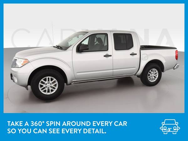 2016 Nissan Frontier Crew Cab SV Pickup 4D 5 ft pickup Silver for sale in Santa Fe, NM – photo 3