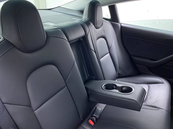 2019 Tesla Model 3 Mid Range Sedan 4D sedan Black - FINANCE ONLINE -... for sale in Flint, MI – photo 18