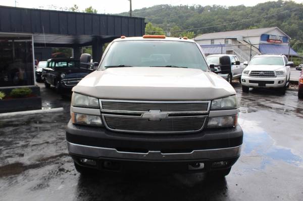 2006 Chevrolet Silverado 3500 Crew LBZ Duramax 4x4 Low Miles Text... for sale in Knoxville, TN – photo 23