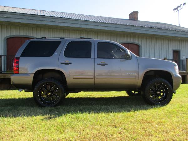 LIFTED 2012 CHEVY TAHOE 4X4 LT 20" MOTO METAL WHEELS *NEW 33X12.50'S!! for sale in KERNERSVILLE, NC – photo 3