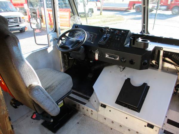 2008 Workhorse W42 15 FOOT STEP VAN, REAR RAMP 60K - cars & for sale in south amboy, IN – photo 6