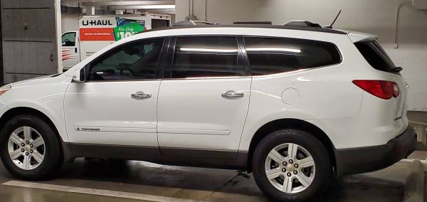 2009 CHEVY TRAVERSE LT - cars & trucks - by owner - vehicle... for sale in Santa Monica, CA – photo 20