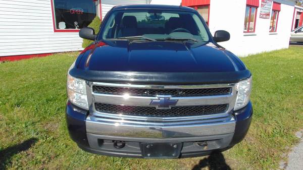 2008 Chevy Silverado Extra Cab Lt 4X4 Metallic Blue for sale in Watertown, NY – photo 3