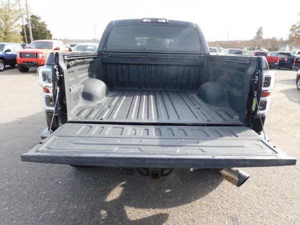 Toyota Tundra 4wd Limited Lifted Crew Cab Pickup Truck Used Clean V8... for sale in Knoxville, TN – photo 9