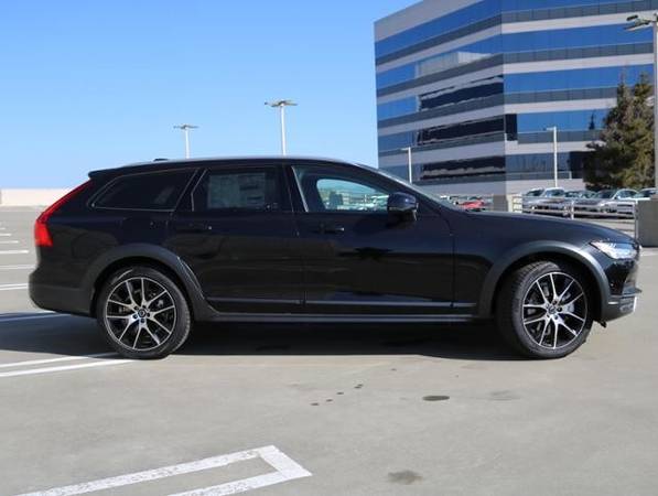 2020 Volvo V90 Cross Country - cars & trucks - by dealer - vehicle... for sale in Culver City, CA – photo 3