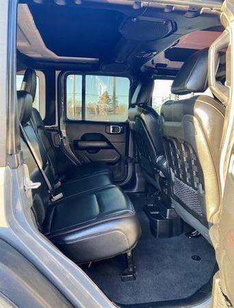 2018 Jeep Wrangler Unlimited Rubicon - - by dealer for sale in Grayslake, WI – photo 10