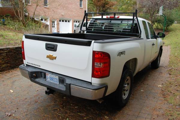 2013 Chevrolet 1500, Ext Cab, 4WD, White 46k miles for sale in Morrisville, NC – photo 5