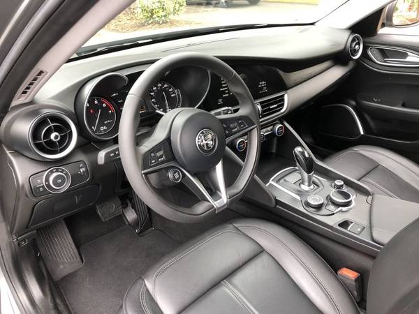 2018 Alfa Romeo Giulia ONLY 10K MILES 1-OWNER CLEAN CARFAX WELL for sale in Sarasota, FL – photo 10