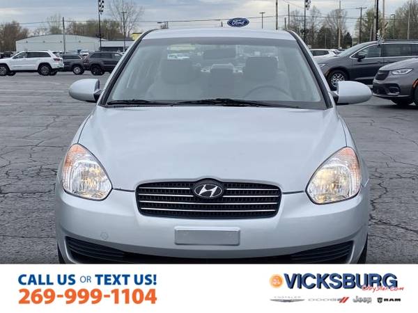 2009 Hyundai Accent GLS - - by dealer - vehicle for sale in Vicksburg, MI – photo 2