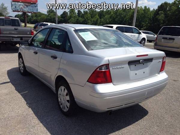 2005 Ford Focus ZX4 S 4dr Sedan Call for Steve or Dean for sale in Murphysboro, IL – photo 7