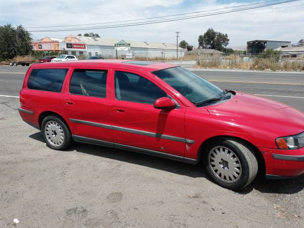 2002 Volvo V70 Turbo - cars & trucks - by owner - vehicle automotive... for sale in Milpitas, CA – photo 5